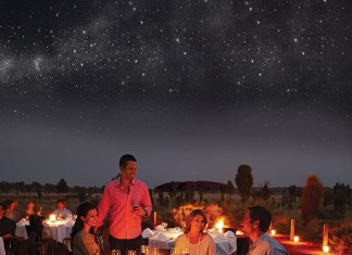 Dining under the stars with Sounds of Silence.