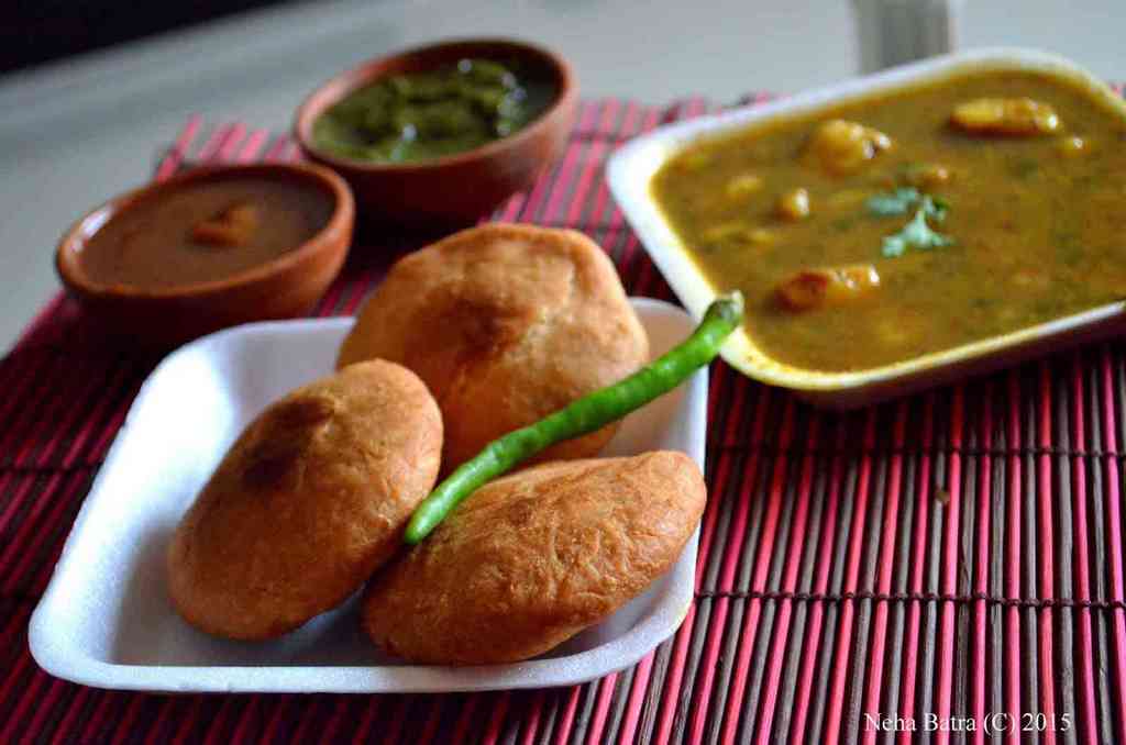 pyaz-kachodi-in-jaipur-best-street-food-in-india