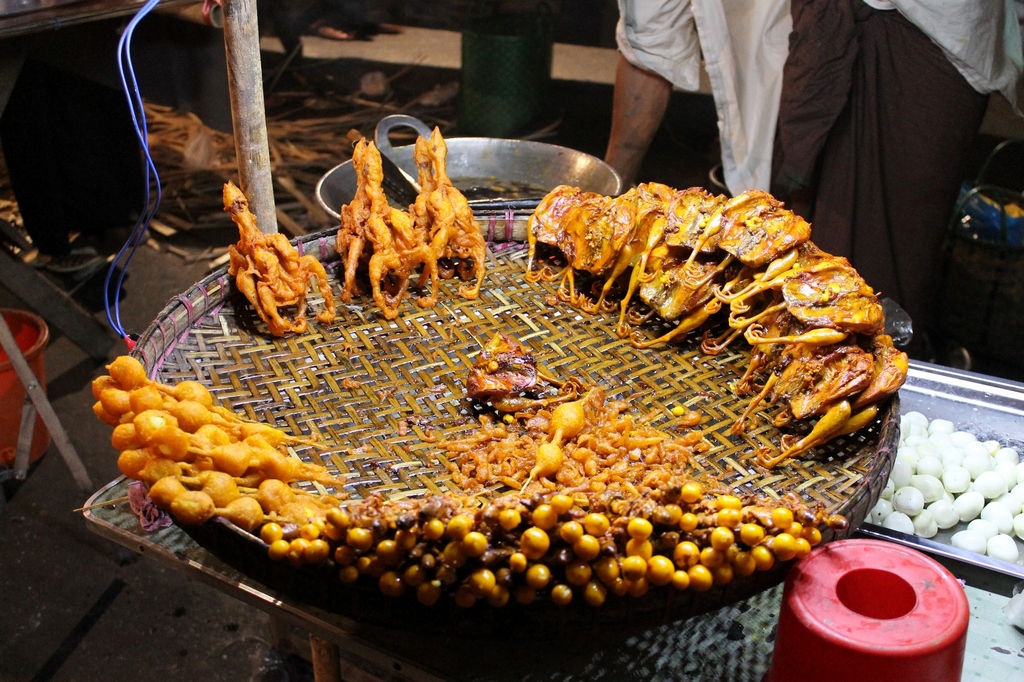 Deep fried food myanmar blog.vemaybay