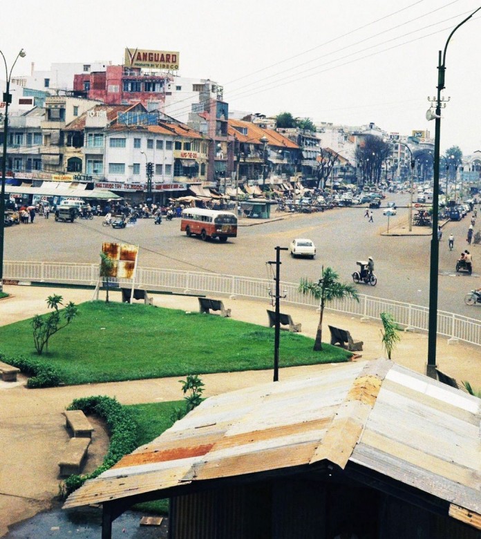 18+ amazing photos show the beauty of Saigon 1967-1968 by John Beck ...