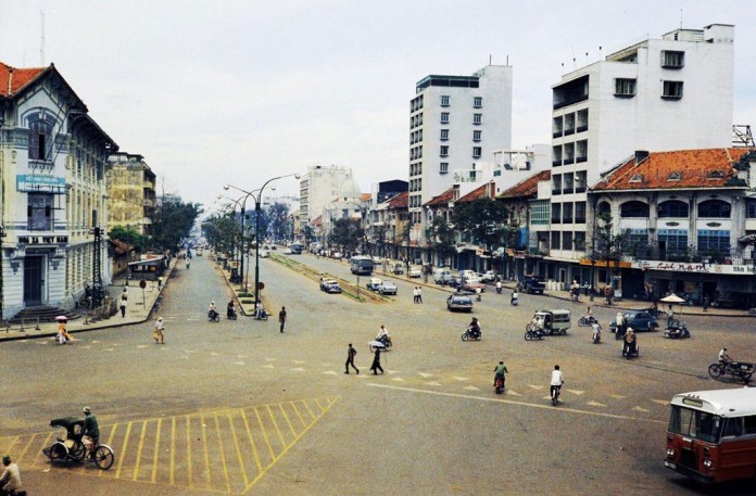 18+ amazing photos show the beauty of Saigon 1967-1968 by John Beck ...