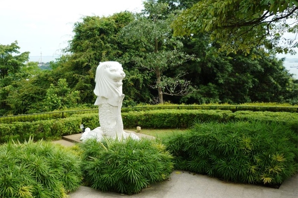 The Merlion Statue on Mount Faber's Faber Point Photo: ngoisao.net