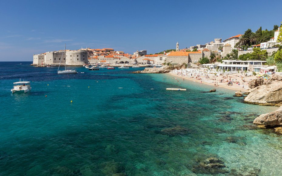 banje beach dubrovnik croatia