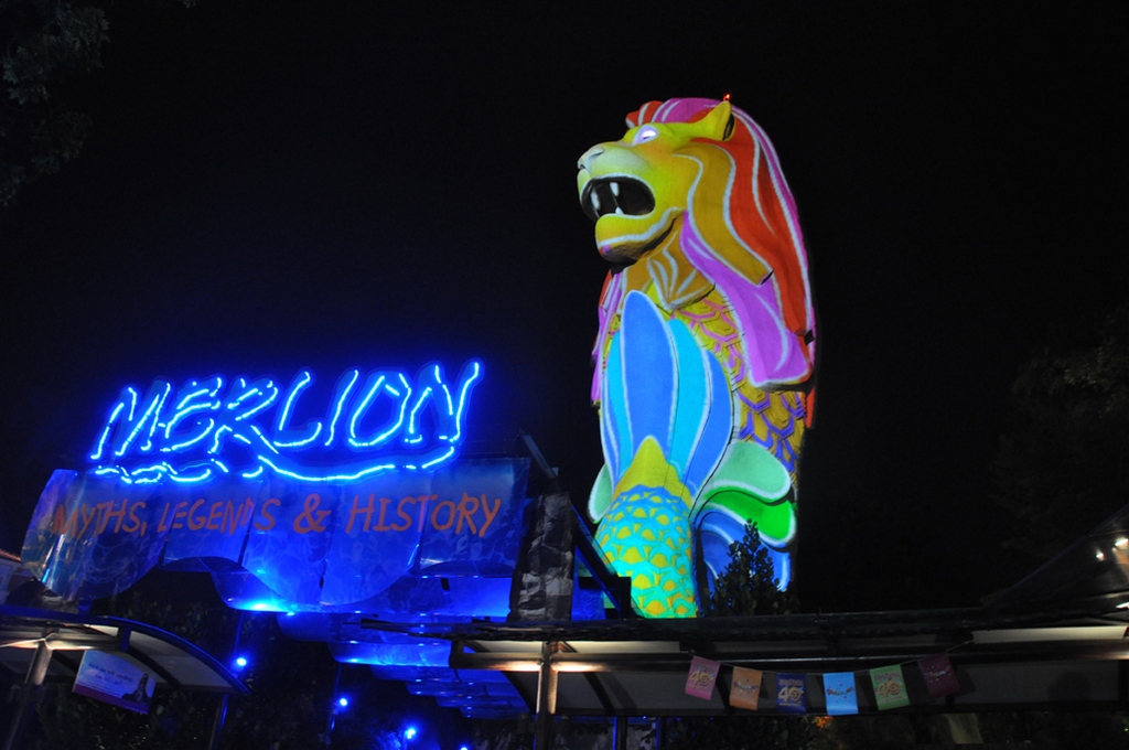 Hexogon Solution celebrated with Sentosa its 40th Birthday by putting up a 3D mapping projection show on the 37-metre Giant Merlion Sculpture Photo: hexogonsol