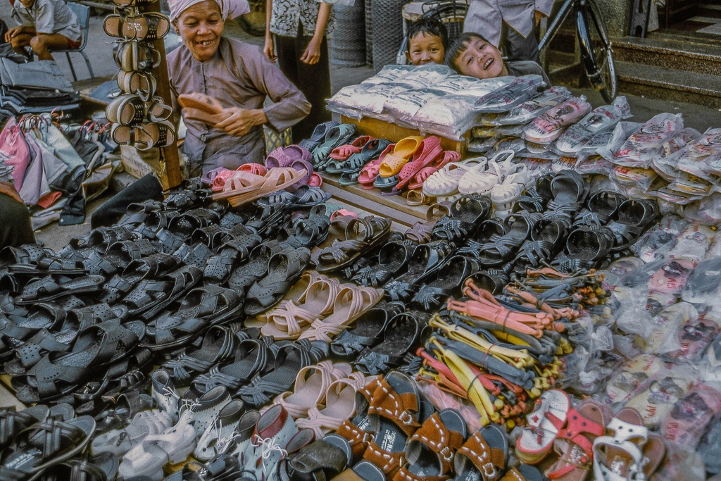 At the My Tho market in 1969. (Dinh Tuong Province in Vietnam’s Mekong Delta) (scanned colour slide)