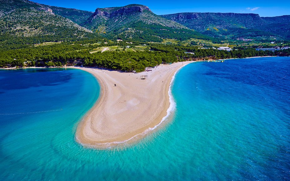 zlatni rat beach  croatia