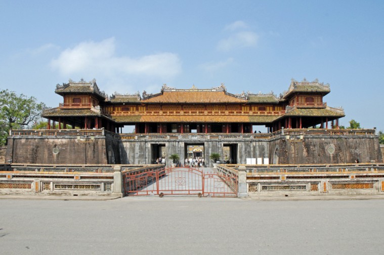 1 noon gate ngo mon-hue imperial citadel maps address opening hours guide hue tourist attractions things to do g