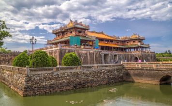 Hue travel guide — The world of heritage of Vietnam hue vietnam travel guide 2