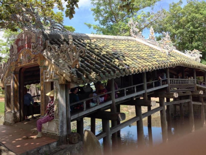 4 thanh toan japanese covered bridge maps address opening hours guide hue tourist attractions b