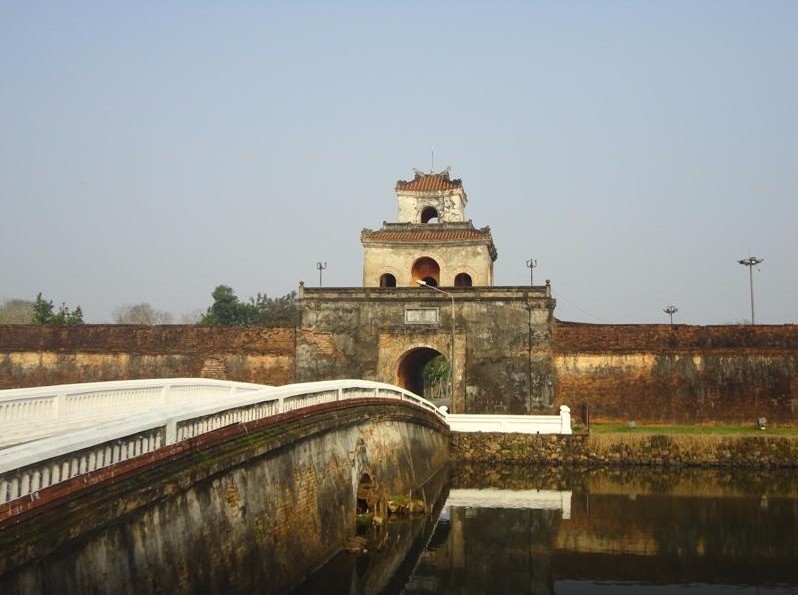 6 quang duc gate Hue Forbidden Purple City vietnam maps address opening hours guide hue tourist attractions 2