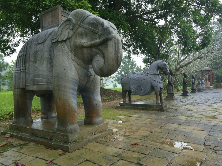 8 minh mang tomb hue historic maps address opening hours guide hue tourist attractions things to do in hue 4