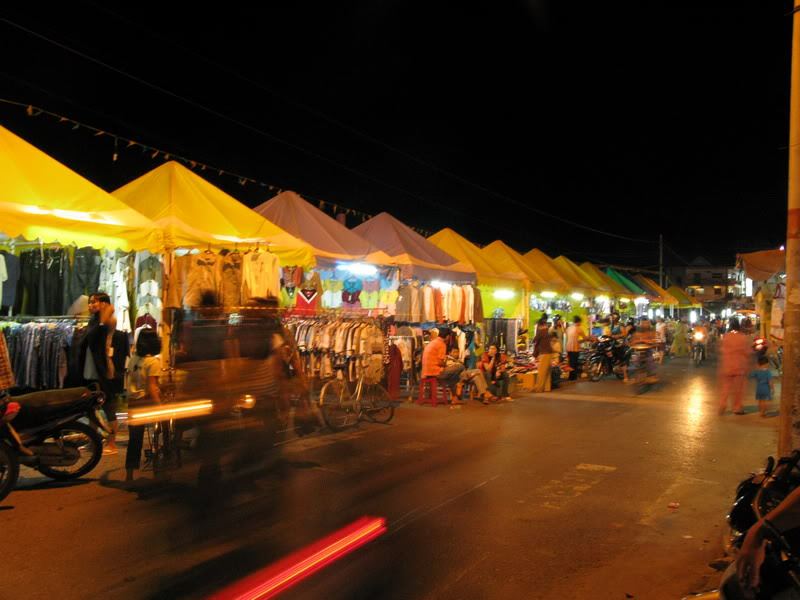 Ha Tien 1 open night market Vietnam destination shopping where to go travel guide