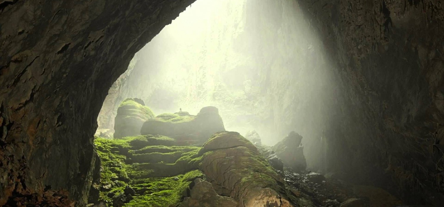 Hang-Son-Doong-Cave  cave phong nha ke bang national park 2