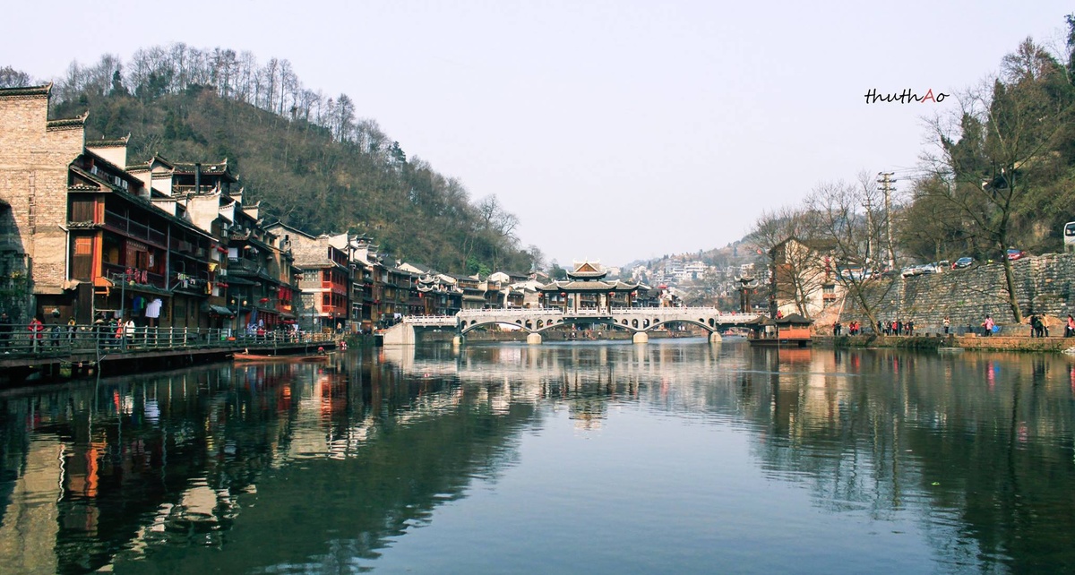 Hong Kieu bridge_The Phoenix ancient town photos_Source dulich.vnexpress.com