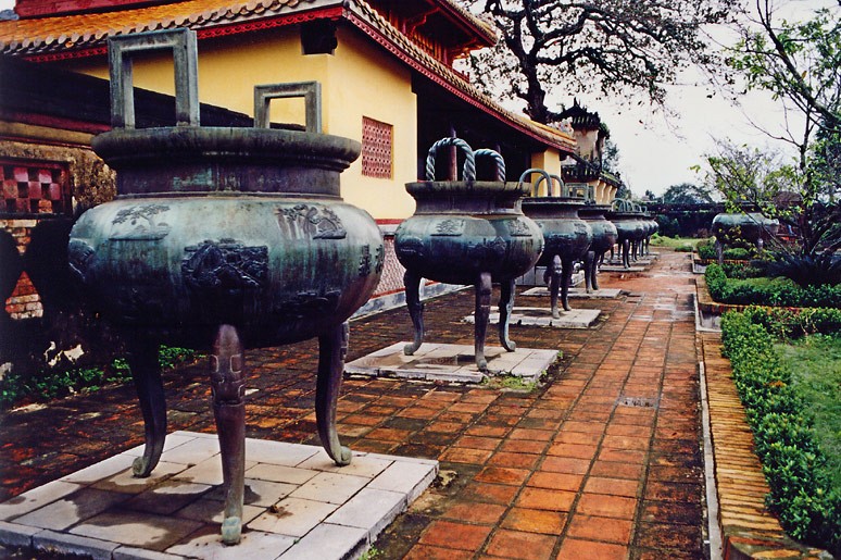 Nine Dynastic Urns-hue imperial citadel maps address opening hours guide hue tourist attractions things to do n14