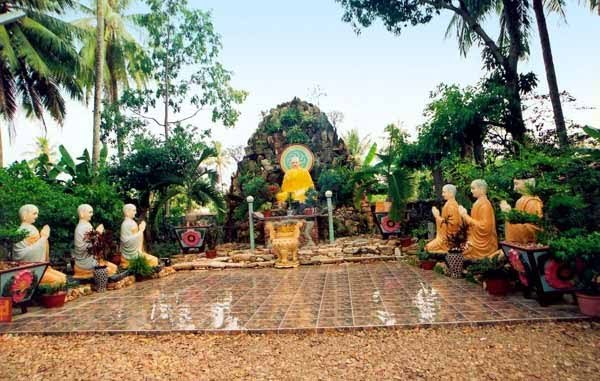 Tam Bao pagoda 0 Temple Ha Tien Vietnam tourist attraction travel guide tips