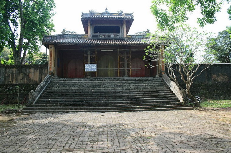 dong khanh tomb imperial hue historic maps address opening hours guide hue tourist attractions things to do g1t