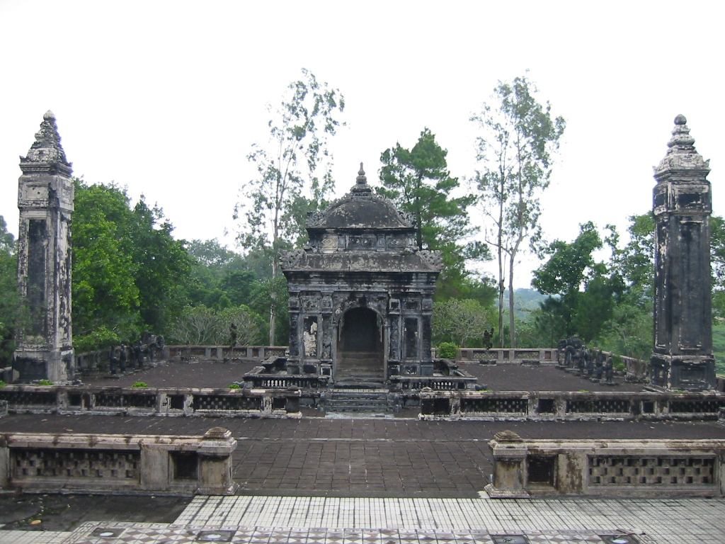 dong khanh tomb imperial hue historic maps address opening hours guide hue tourist attractions things to do