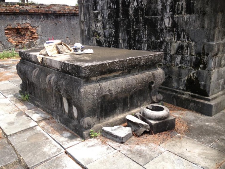 gia long tomb imperial hue historic maps address opening hours guide hue tourist attractions things to do in hue