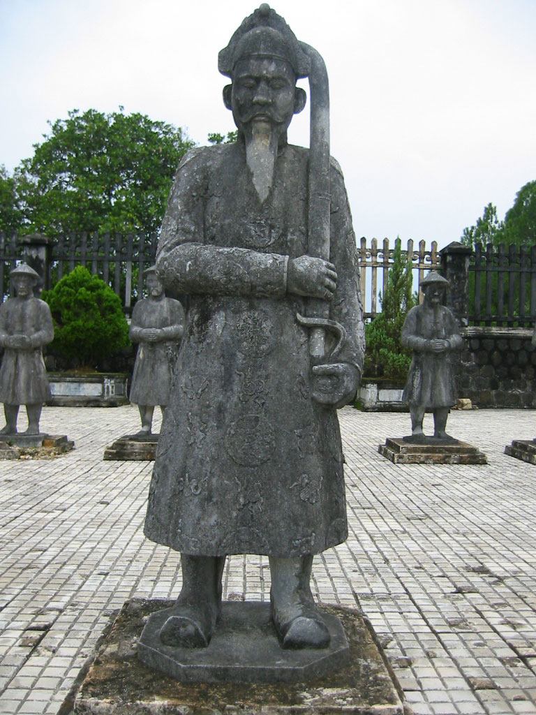 khai-dinh-tomb-imperial-hue-historic-maps-address-opening-hours-guide-hue-tourist-attractions-things-to-do-2