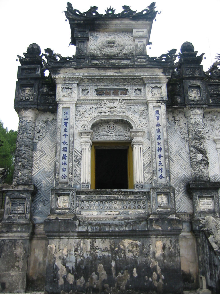 khai-dinh-tomb-imperial-hue-historic-maps-address-opening-hours-guide-hue-tourist-attractions-things-to-do-v5