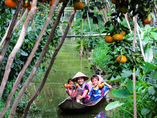lai vung mandarins gardens dong thap mekong delta vietnam (1)