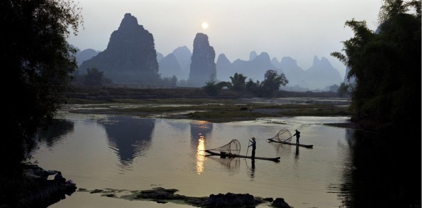 Cormorant fishing Guilin — Meet the legendary fishermen of Li river ...