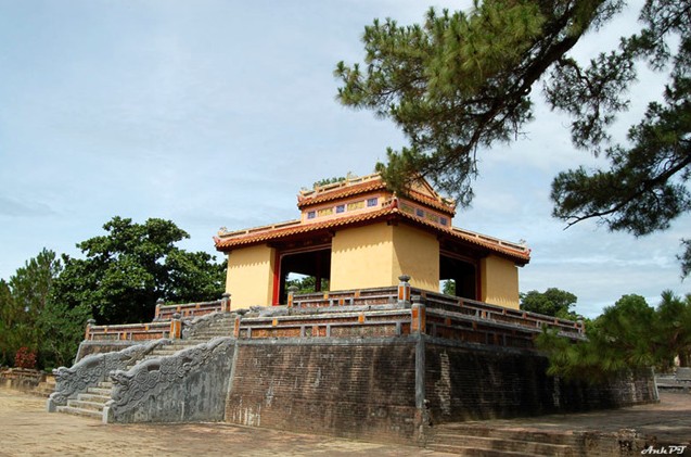 minh mang tomb hue historic maps address opening hours guide hue tourist attractions things to do in hue h4