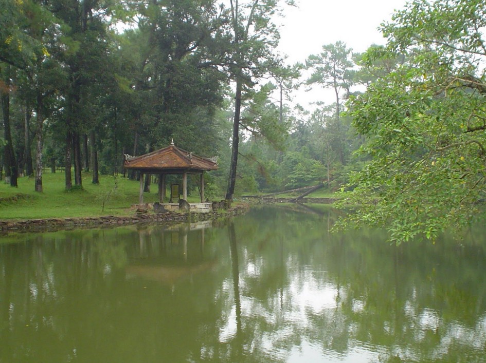 minh mang tomb hue historic maps address opening hours guide hue tourist attractions things to do in hue r1