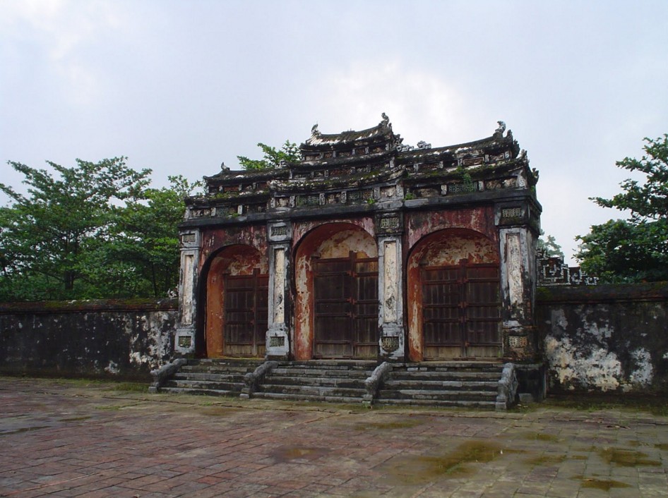 minh mang tomb hue historic maps address opening hours guide hue tourist attractions things to do in hue r5