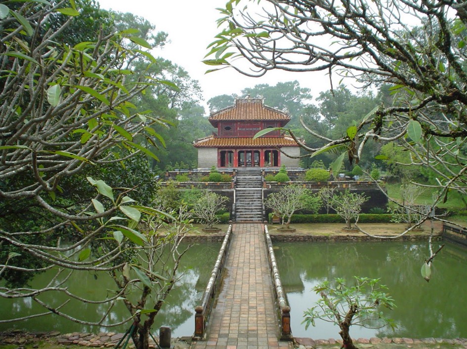 minh mang tomb hue historic maps address opening hours guide hue tourist attractions things to do in hue