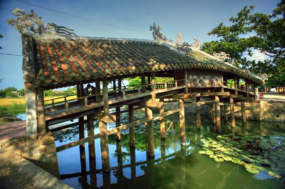 thanh toan japanese covered bridge maps address opening hours guide hue tourist attractions h17