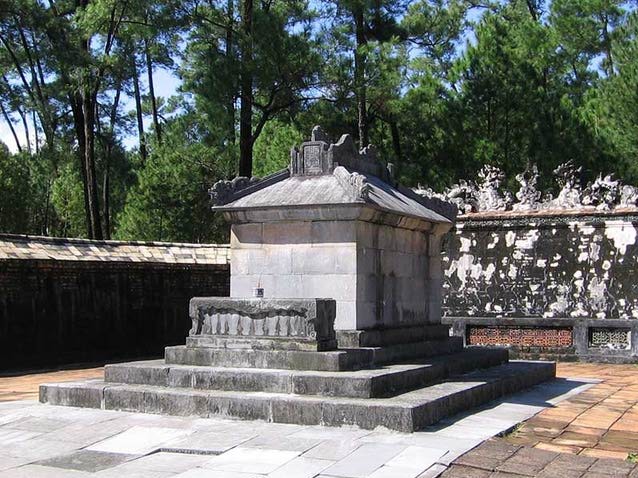 tu duc tomb imperial hue historic maps address opening hours guide hue tourist attractions things to do 2ddg