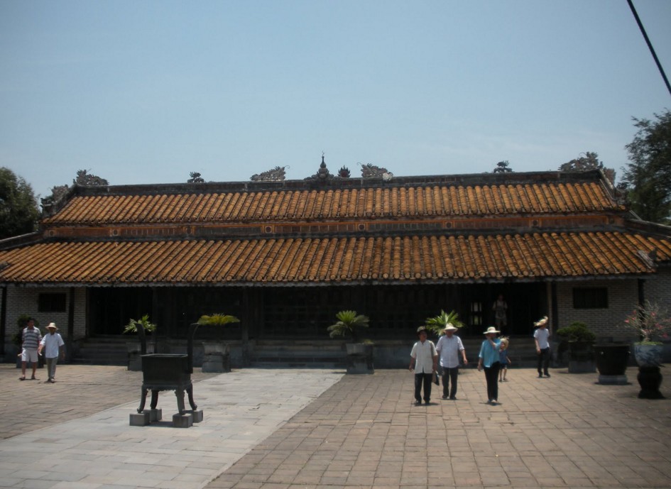 tu duc tomb imperial hue historic maps address opening hours guide hue tourist attractions things to do 2ddz