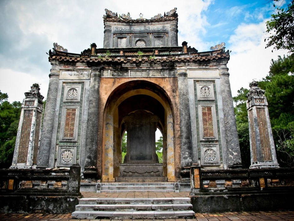 tu duc tomb imperial hue historic maps address opening hours guide hue tourist attractions things to do 2ff