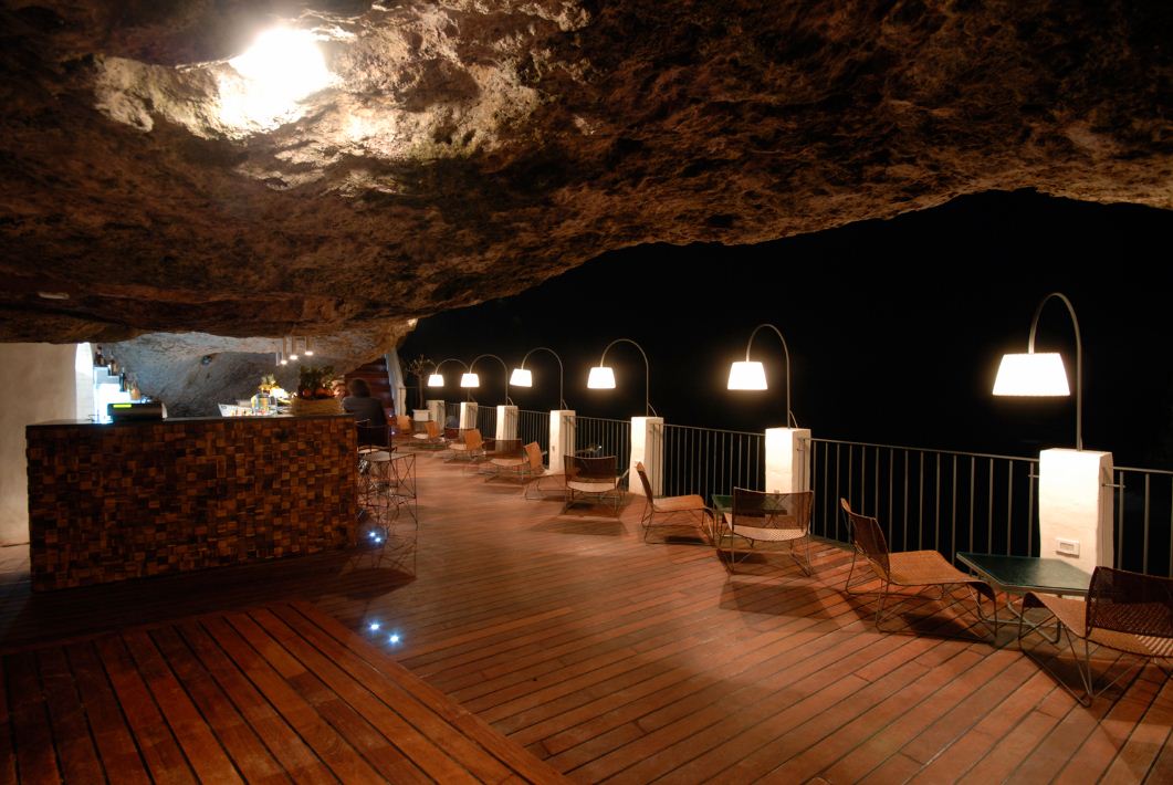 1 stunning photos of italian-cave-restaurant-grotta-palazzese-polignano-mare 11
