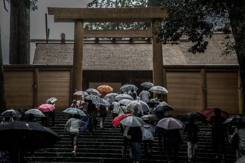 Hidenobu Suzuki photography japan rainy season series photos 1