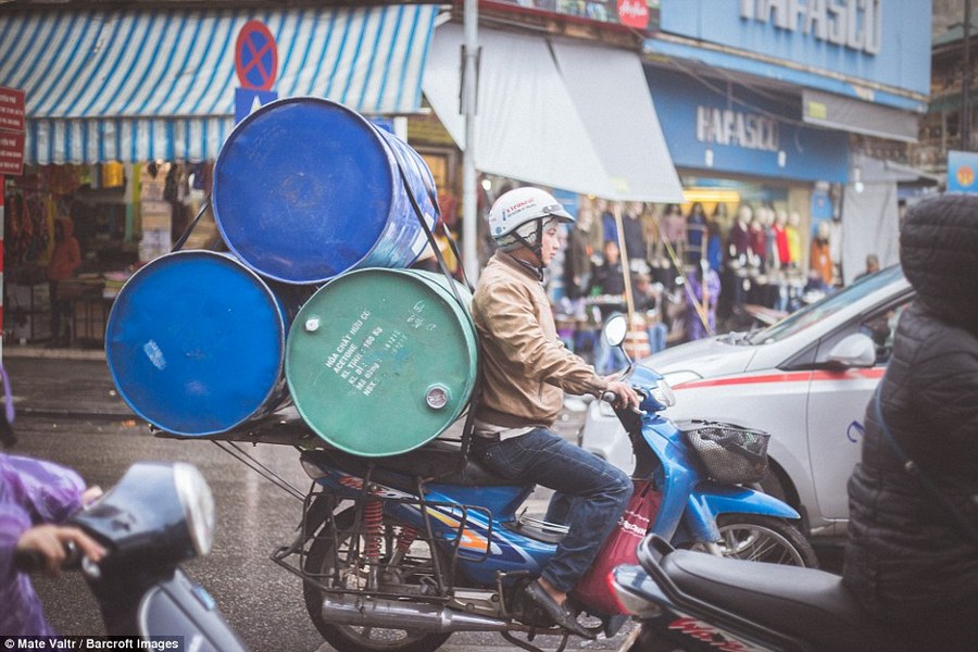 hanoi old quarter photos mate valtr photography vietnam 19