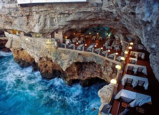 stunning photos of italian-cave-restaurant-grotta-palazzese-polignano-mare 1