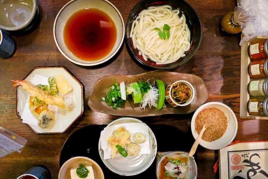 Omen restaurant Photo: popular dishes in japan blog.