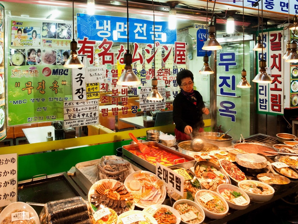 Namdaemun Market seoul (1) south korea 10 days itinerary,south korea travel itinerary,korea 10 days itinerary,trip to korea itinerary