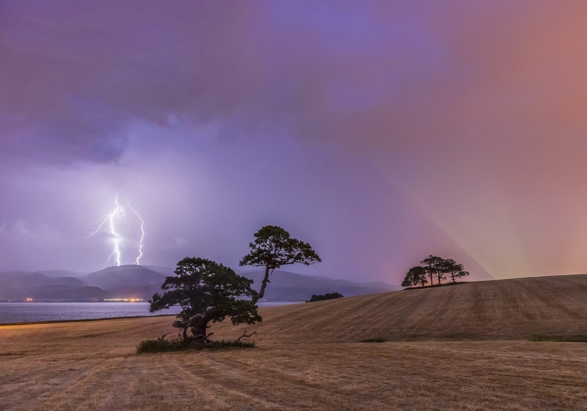 rp_An-incoming-storm-at-Beaumaris-Anglesey-1499×1050.jpg