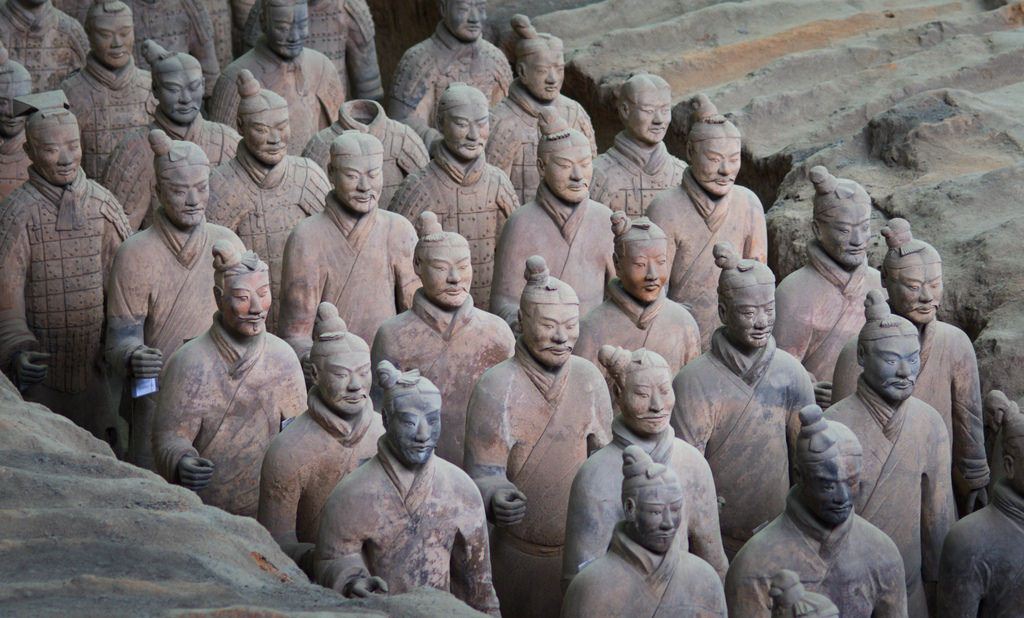 terra-cotta statues of the legendary soldiers qin shi huang tomb 24