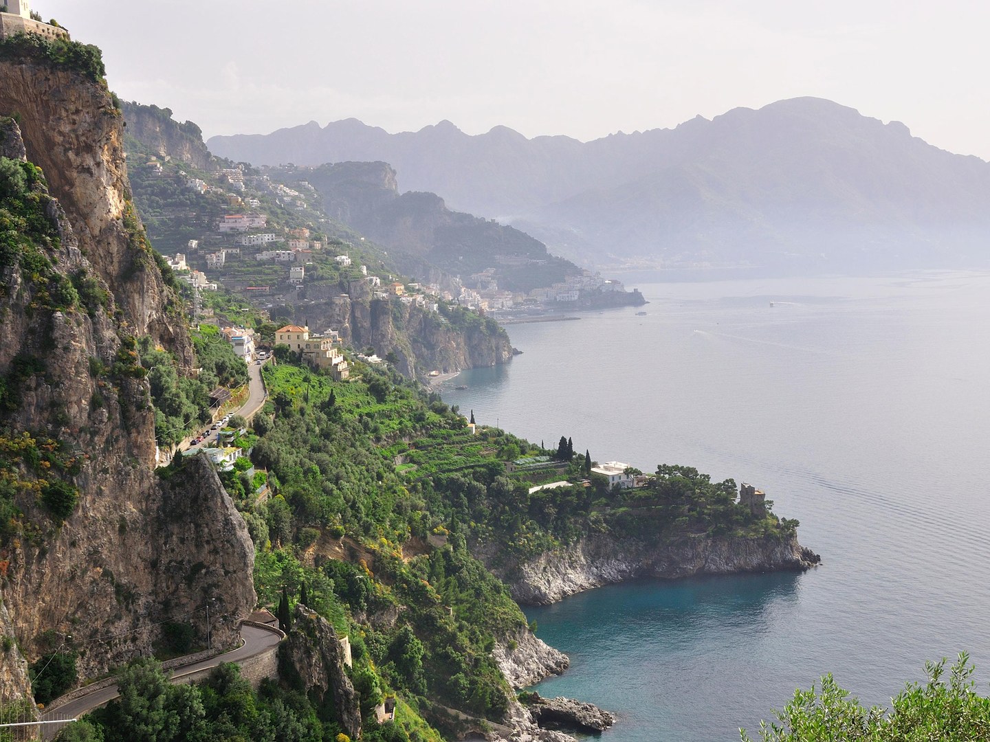 amalfi-coast-italy-road-trip