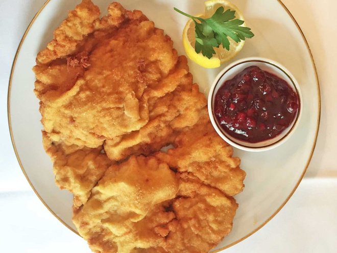 schnitzel what to eat in Germany travel