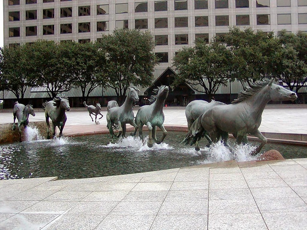 Horse statue-the Most Creative Sculptures - Around The World