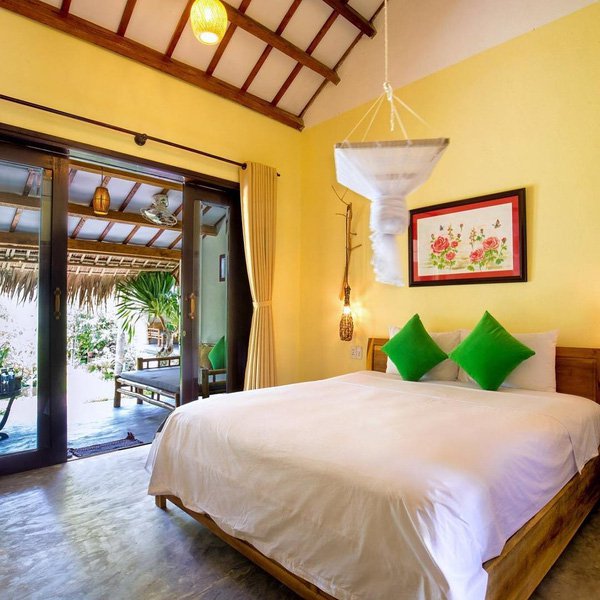 red flower cottage homestay hoi an travel where to stay on budget 