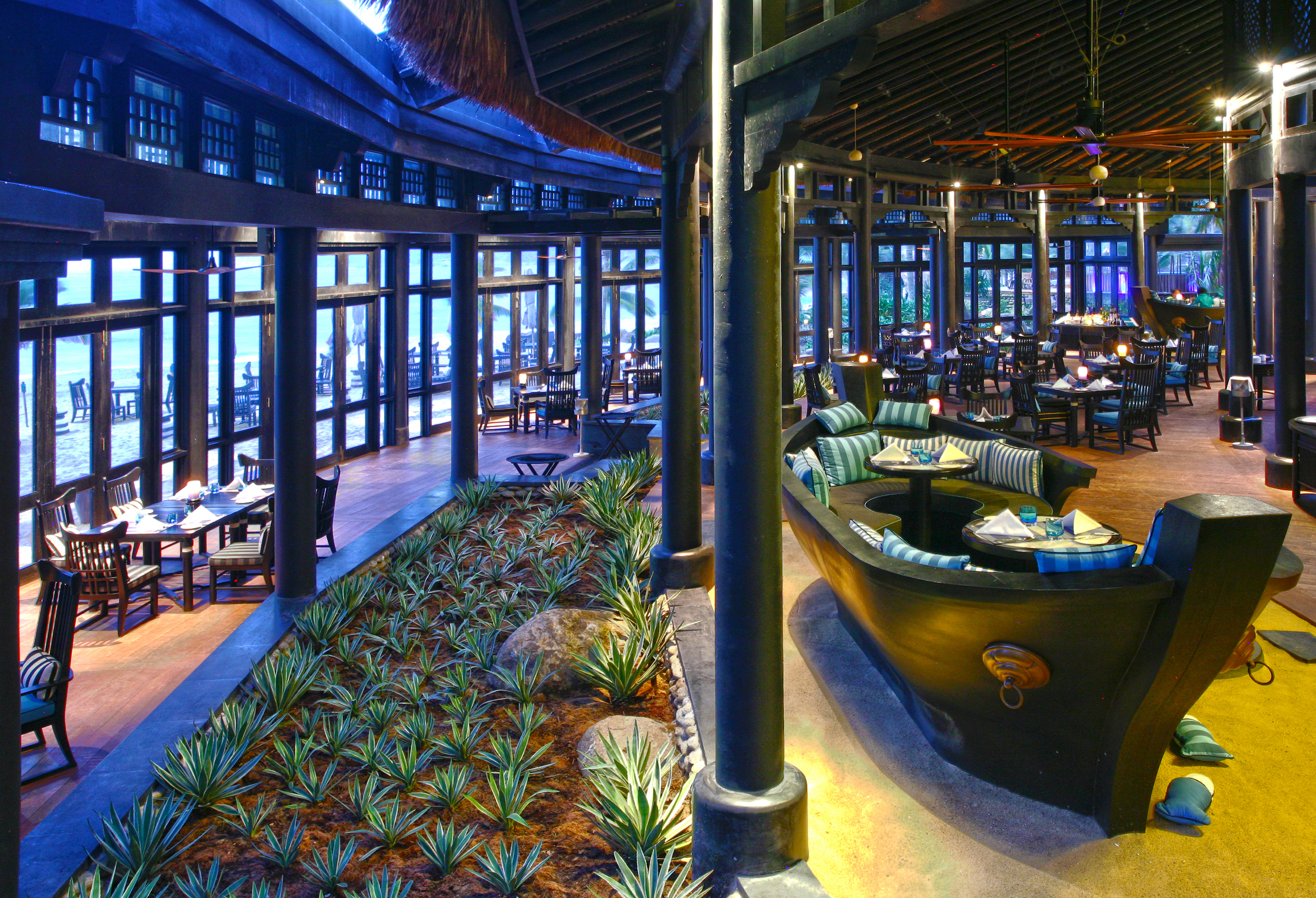 InterContinental Danang Sun Peninsula Resort (13)