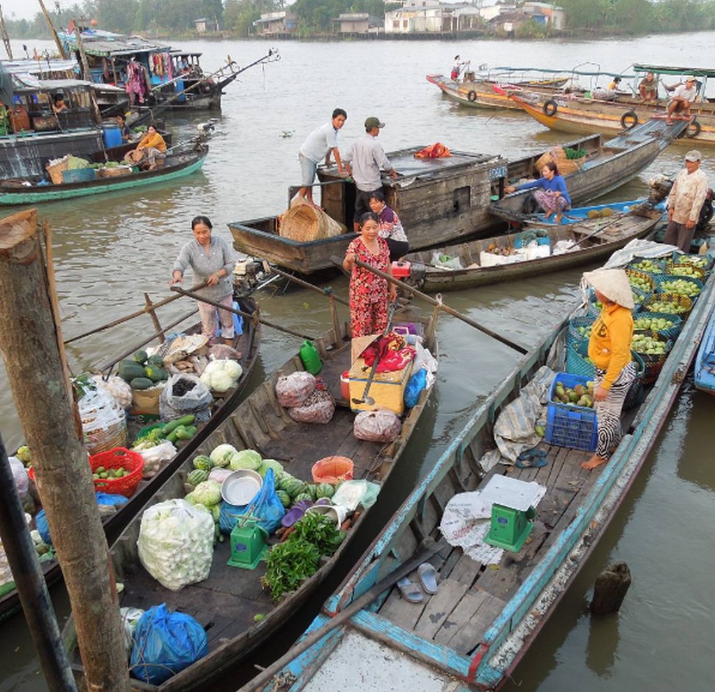 nga bay floating market mekong delta vietnam destinations