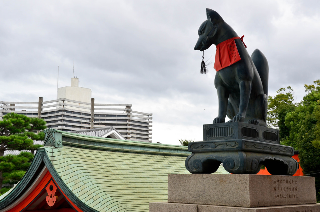 Fushimi Inari Shrine – One of the most famous shrine in Japan (18)